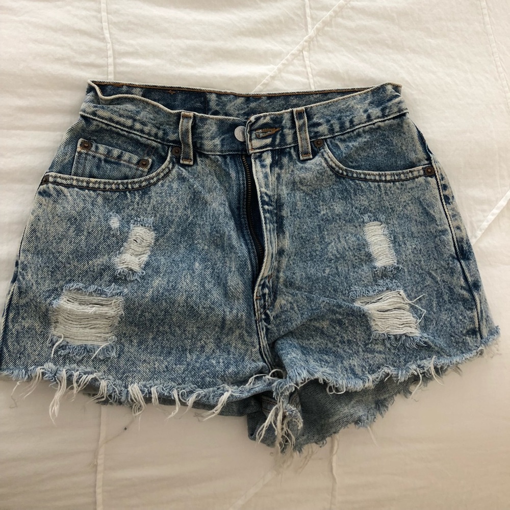 Levi’s high waisted jean shorts